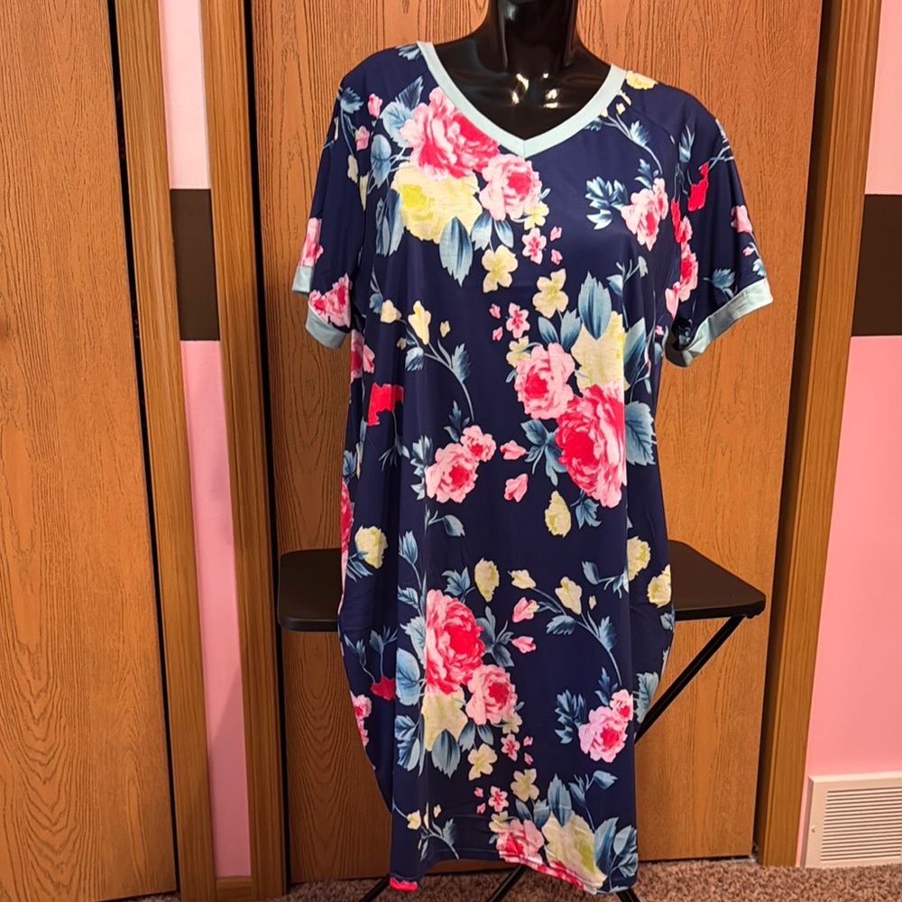 Glitzy Girlz Floral V-Neck Dress